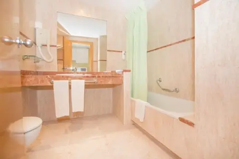 Hotel Tres Anclas in Gandia — foto 20