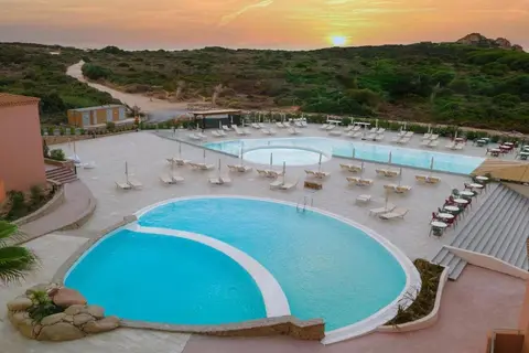 Red Sun Village in Trinità D'agultu E Vignola — foto 2