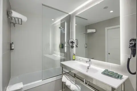 Sercotel Rosaleda Málaga in Málaga — foto 16