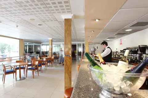 Hotel Carlos I in Benidorm — foto 19