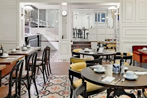 H10 Villa de la Reina in Madrid — foto 11