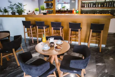 Piraeus Port Hotel in Piraeus — foto 6
