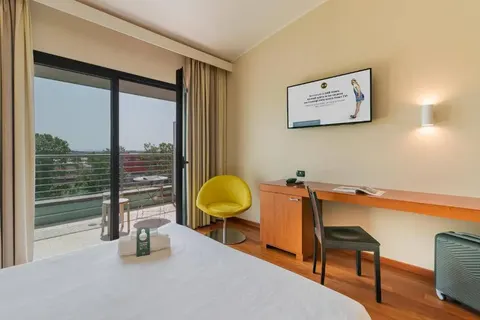 B&B HOTEL Pisa Airport in Pisa — foto 7