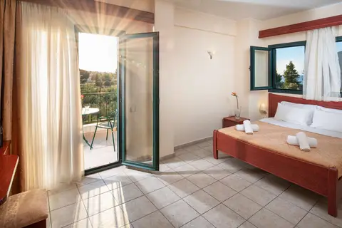 Hotel Lesse in Pallini Municipal Unit, foto 6