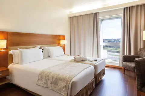 Mercure Lisboa Hotel in Almada — foto 16