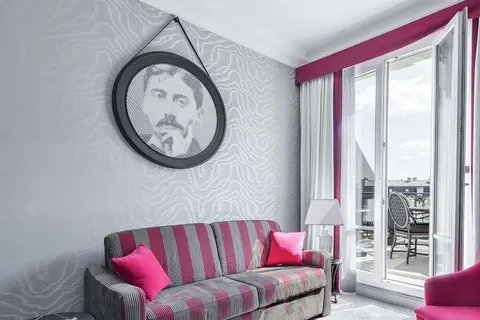 Maison Astor Paris, Curio Collection by Hilton in Parijs — foto 7