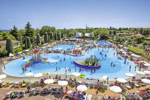 Villaggio Bella Italia in Peschiera del Garda