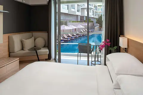 The Andaman Beach Hotel Phuket in ตำบลป่าตอง — foto 5