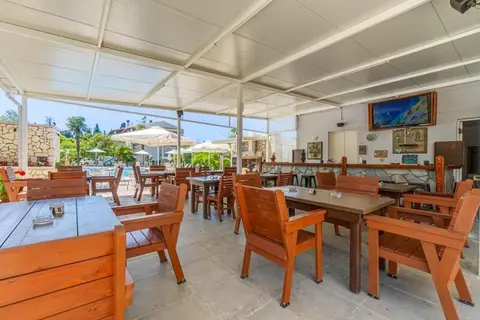 Hotel en appartementen Angela in Corfu — foto 6