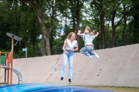 TopParken Recreatiepark de Wielerbaan foto 11