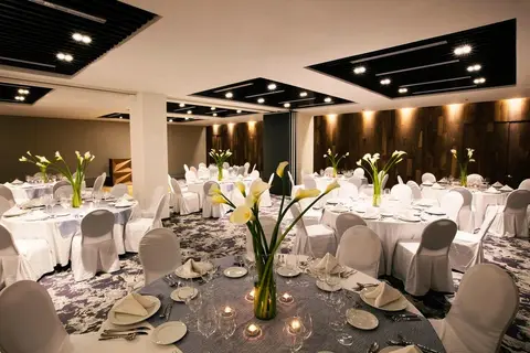 Krystal Grand Suites Insurgentes in 1a. Región Militar — foto 15