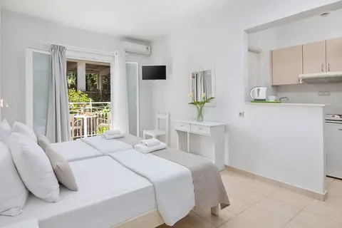 Bella Vista Hotel & Studios in Μπενίτσες — foto 25
