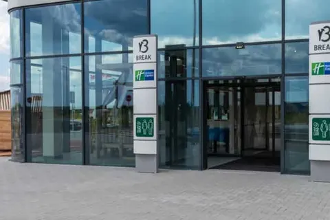 Holiday Inn Express Hamburg Süd foto 1