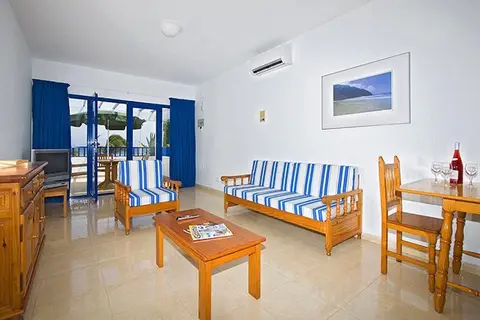 Pocillos Club in Puerto del Carmen — foto 7