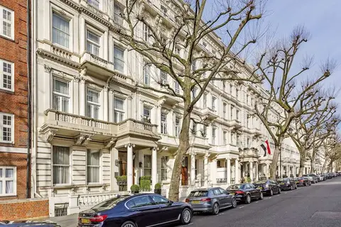 Queensgate Court Appartementen in Londen, foto 10