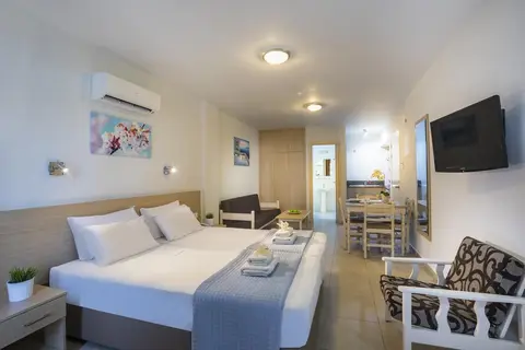 Christabelle Hotel Apartments in Ayia Napa — foto 16