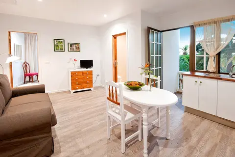 Apartamentos Adjovimar in Palma del Río — foto 7