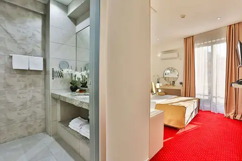 Hotel La Mer in Rafailovići — foto 16