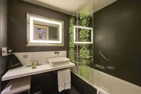 DoubleTree by Hilton Hotel Girona in Girona — foto 28