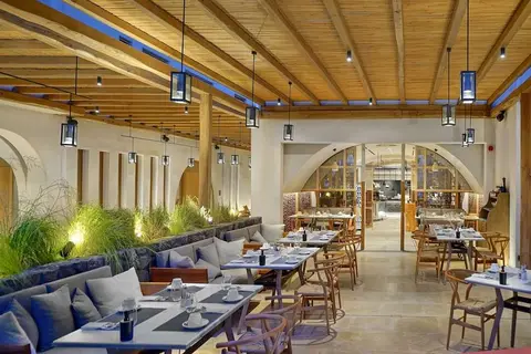 Raddison Blu Zaffron Resort in Thira Municipal Unit, foto 22