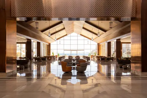 SRNTY Sahl Hasheesh in Arrivals Piazza — foto 9