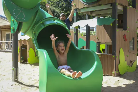 Camping Le Petit Rocher foto 5