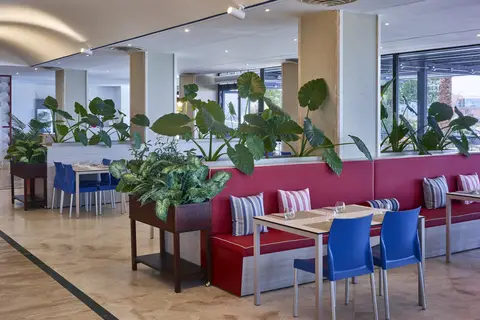 Serena Majestic Residence in Montesilvano — foto 14