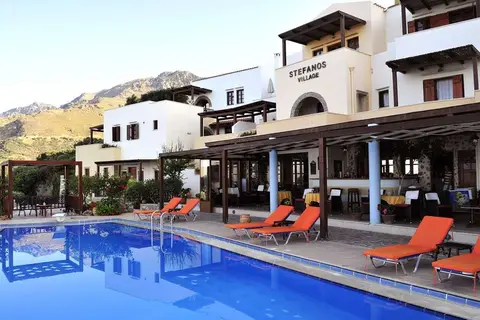 Stefanos Village in Μύρθιος
