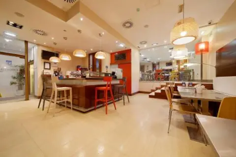 Hotel Marqués in Gijon — foto 21