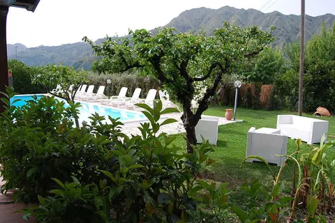 Agriturismo Valle Alcantara in Motta Camastra — foto 2