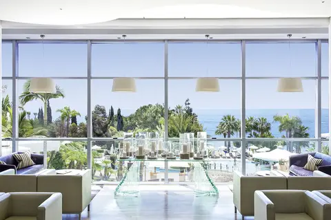 Mediterranean Beach Hotel in Agios Tychonos — foto 22