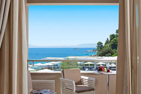 KB Suites & Spa in Καλύβια — foto 10