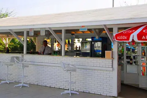 Hotel Flora Suites in Kuşadası — foto 9