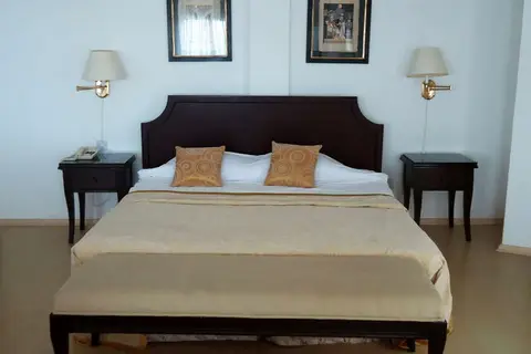 Ada Beach Hotel in Alsancak — foto 5