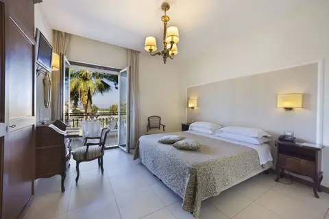 Hotel Alpha Sorrento Coast in Sant'agnello — foto 18