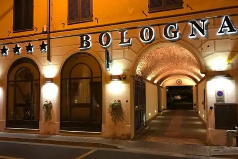 Hotel Bologna Pisa in Pisa — foto 8