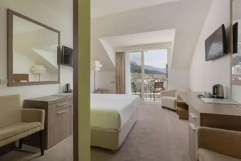 Hotel Park Makarska in Makarska — foto 17