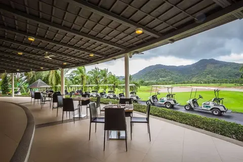 Tinidee Golf Resort Phuket in ตำบลกะทู้ — foto 9