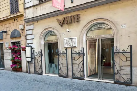 Hotel White in Rome