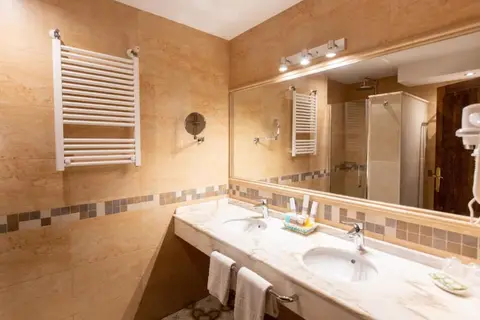 Hotel Cerro la Nina in Cangas De Onis — foto 13
