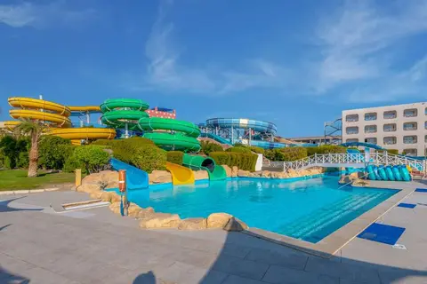 Titanic Resort in Hurghada