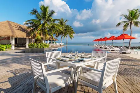 Noku Maldives Vignette Collection in Restaurant & Bar — foto 8