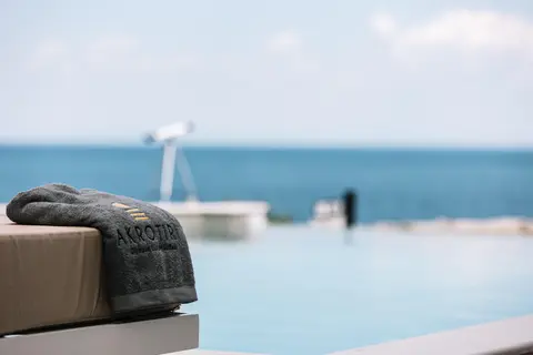 Akrotiri Olympus Luxury Suites in Athene — foto 9