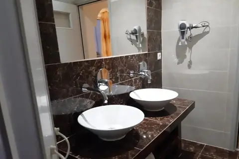 Atalos Hotel  Apartments & Suites in SUNFLOWER SANTORINI, foto 11