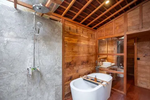 Unagi Wooden Villas by Emana in Sukawati — foto 14