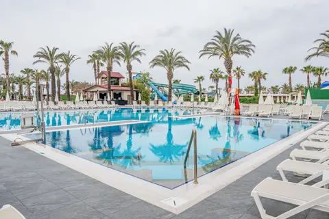 Aydinbey Famous Resort in Serik — foto 2