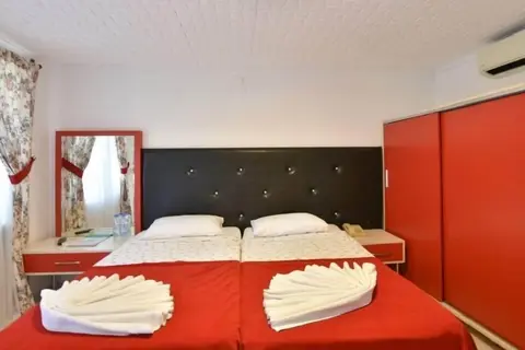 Altinkum Bungalow Hotel in Manavgat — foto 25