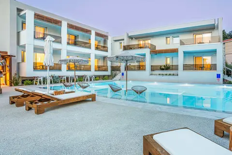 Mirablue Luxury Residences in Πευκοχώρι — foto 12