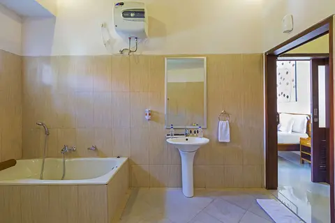 Kubal Villa & Restaurant in Kuta Utara — foto 30