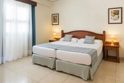 Marylanza Suites & Spa Resort by Macaronesian Hotels in Arona — foto 12